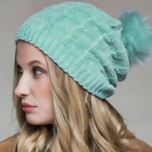 Chenille Soft Knit Whiter Hat with Pom Pom - Picture 5 of 8